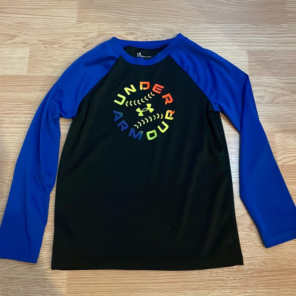 Boys, under armour, shirt